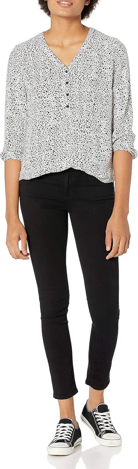 Amazon Essentials Women's 3/4 Sleeve Button Popover Shirt