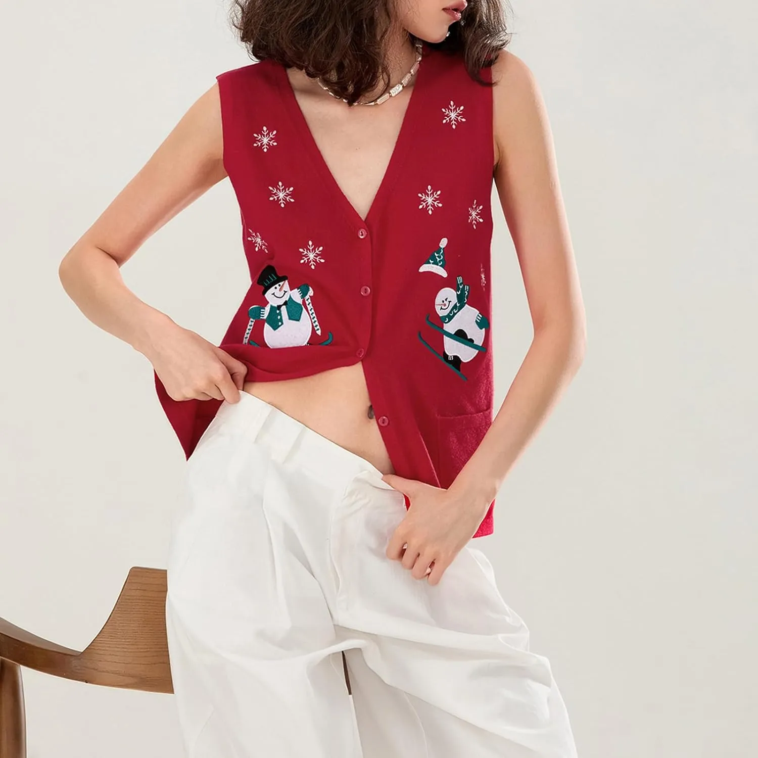 Christmas Vest for Women Reindeer Santa Snowman Embroidery Sweater Sleeveless Ugly Xmas Knit Tank Top