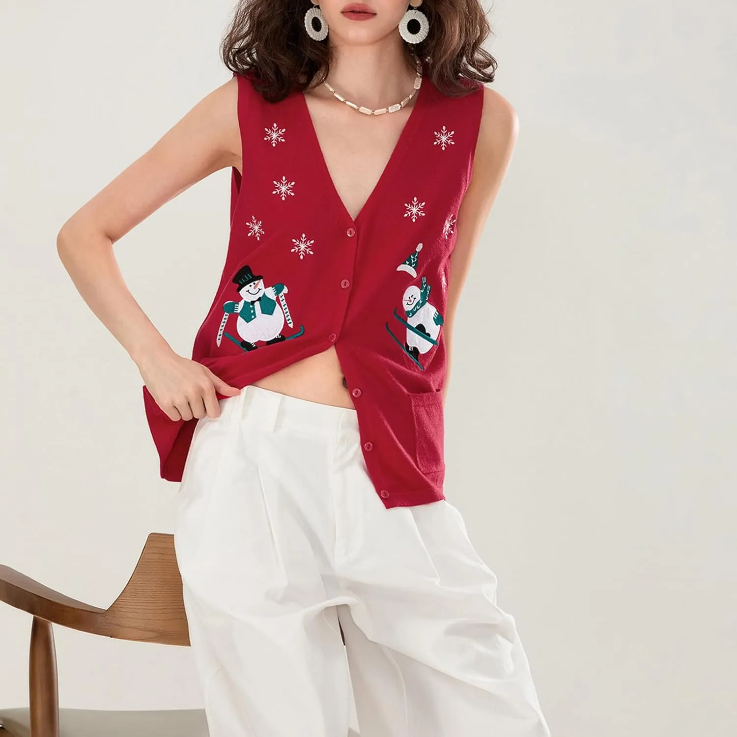 Christmas Vest for Women Reindeer Santa Snowman Embroidery Sweater Sleeveless Ugly Xmas Knit Tank Top
