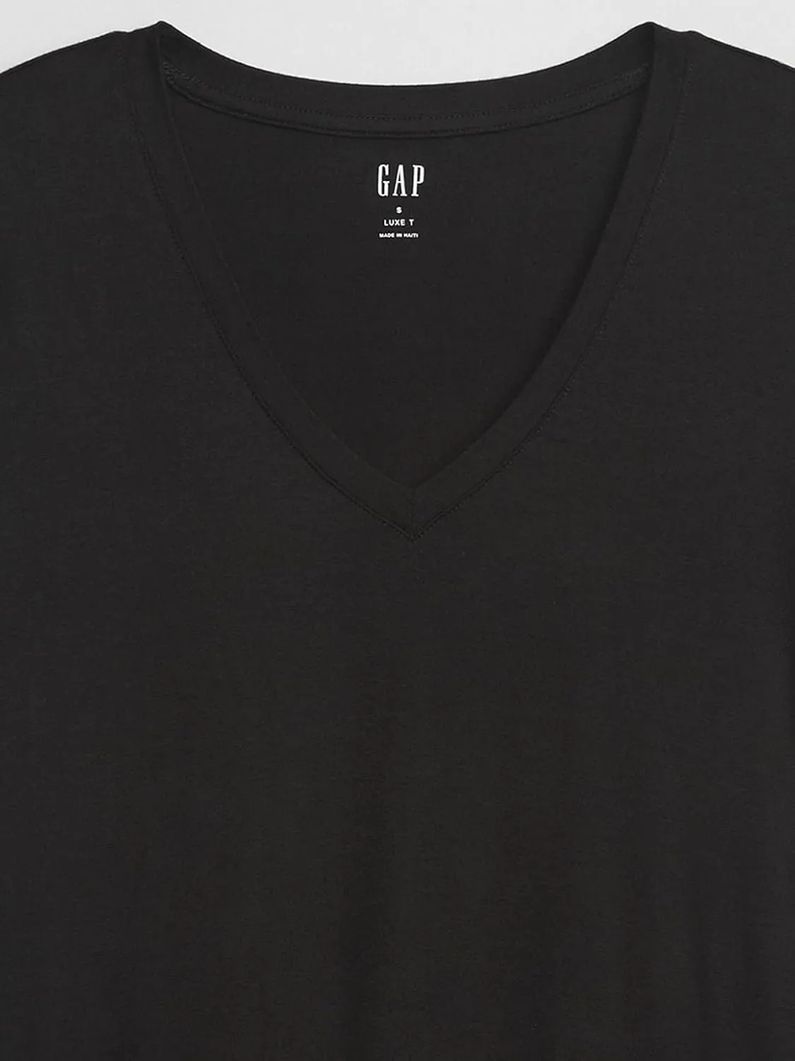 GAP Women's Luxe Short Sleeve V-Neck T-Shirt
