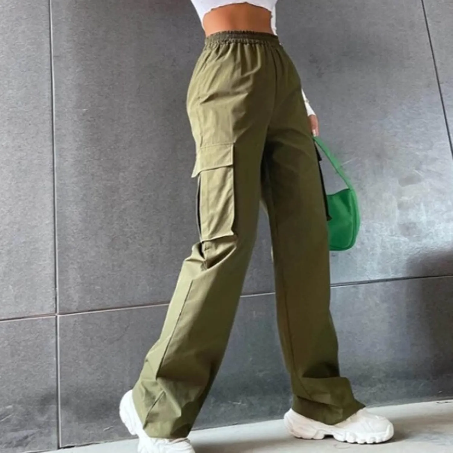 High Waisted Cargo Pants Women Elastic Waist Straight Wide Leg Trousers with Pockets Solid Color Casual Work Pants Plus Size