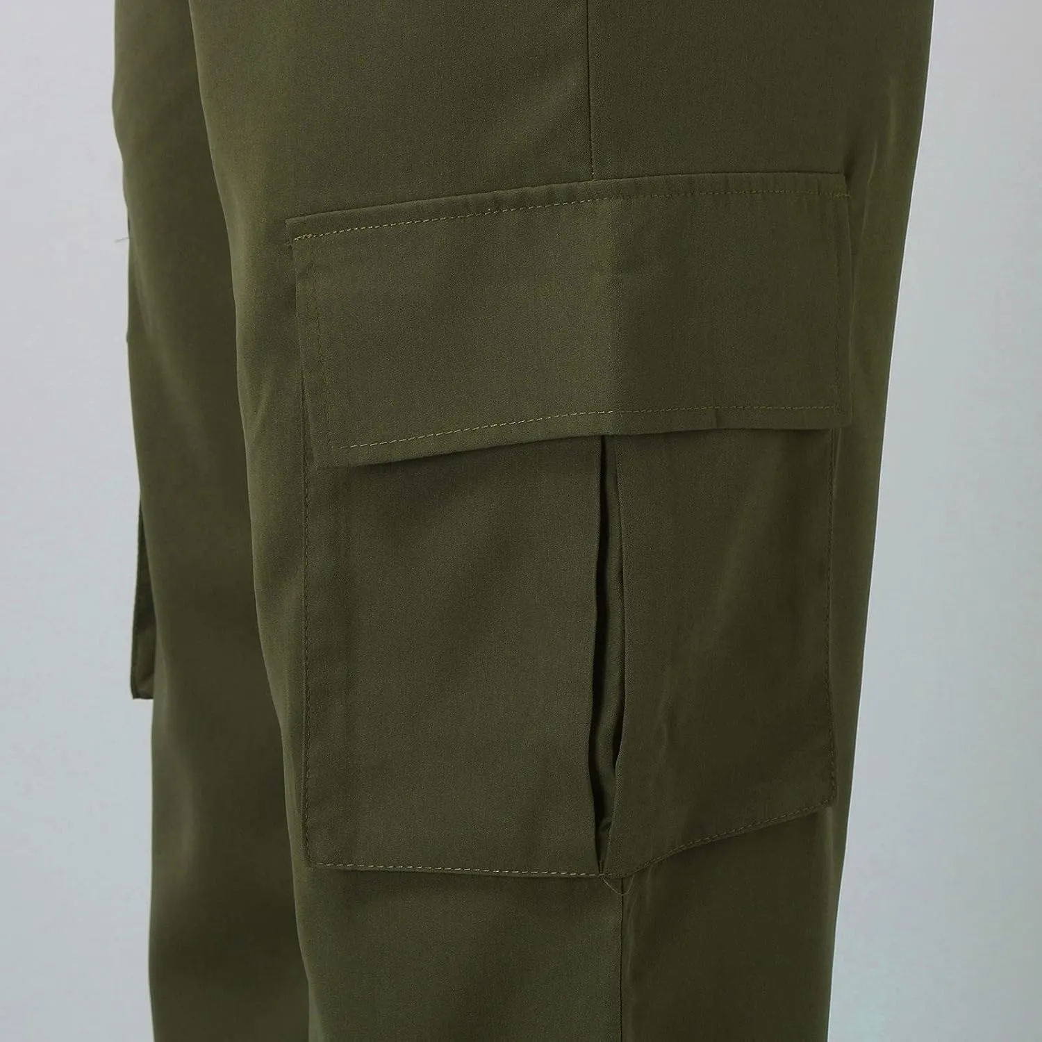 High Waisted Cargo Pants Women Elastic Waist Straight Wide Leg Trousers with Pockets Solid Color Casual Work Pants Plus Size