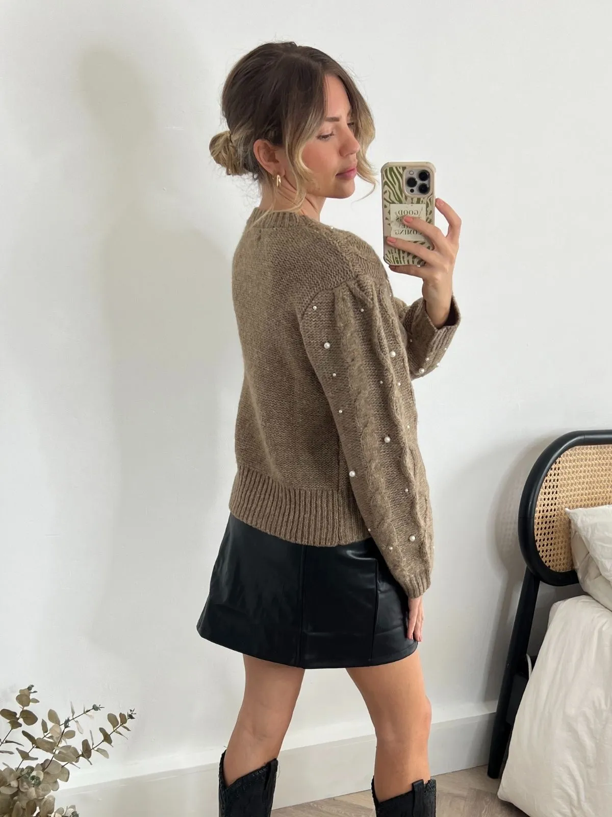 Ivanna Pearl Chunky Cable Knit Jumper / Mocha