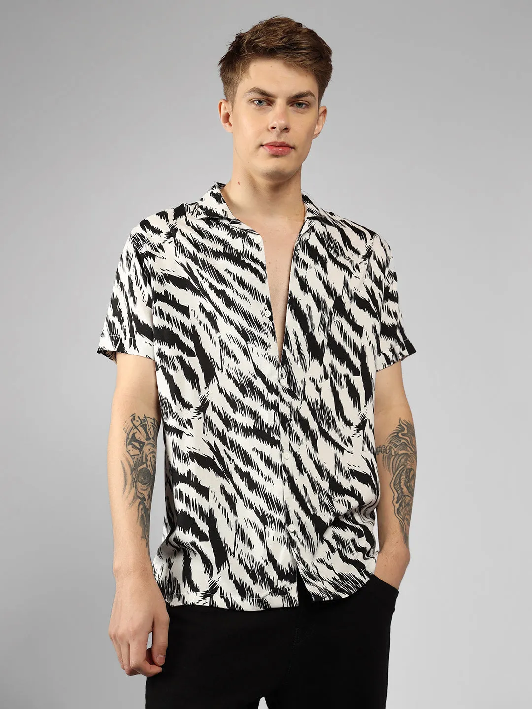 Men's Black Printed Cuban Collar Half sleeve Relaxed Fit Shirt
