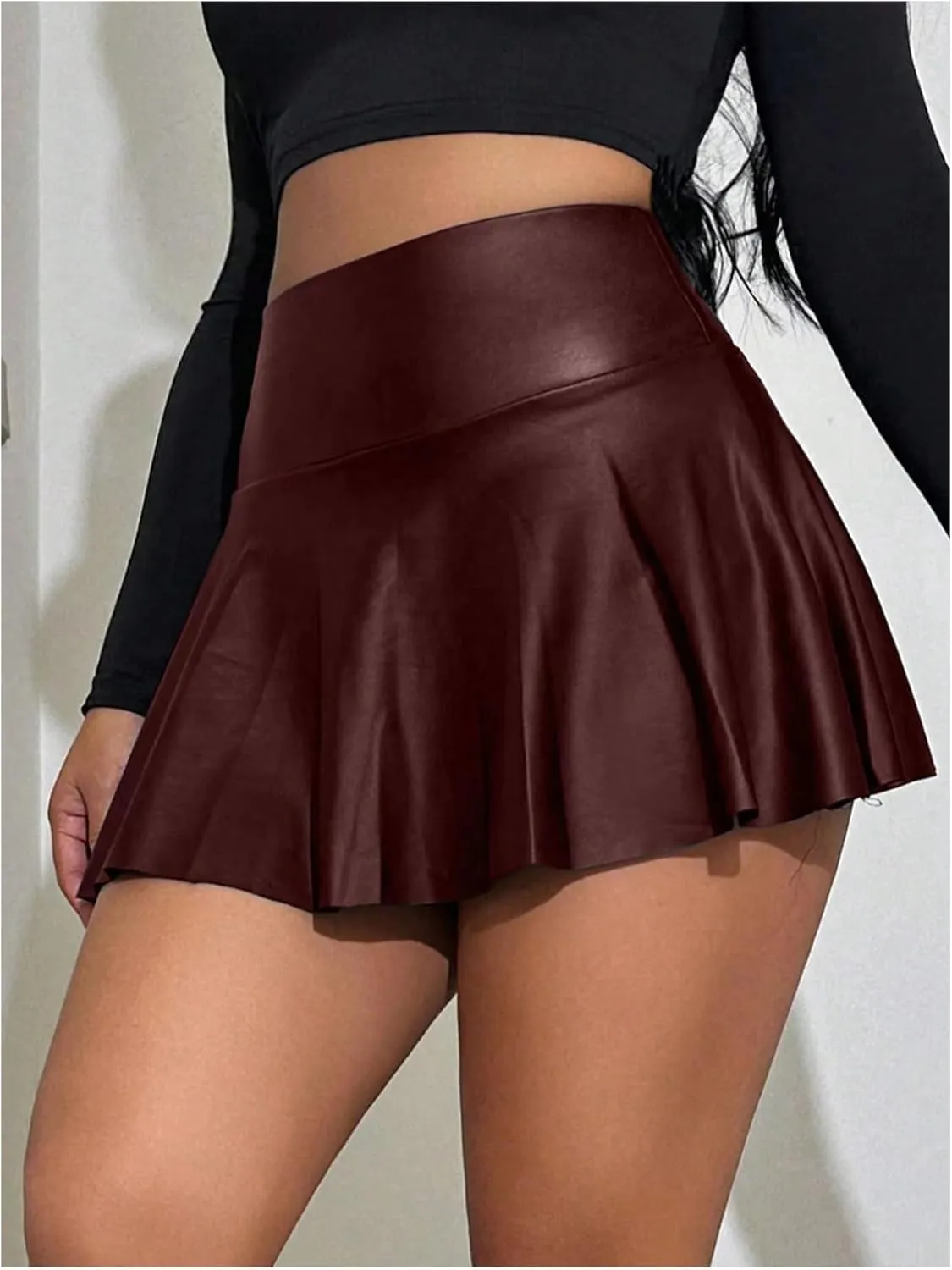 OYOANGLE Women's Pu Leather Elastic High Waist Skorts Ruffle Hem Casual Flared Skirt Shorts