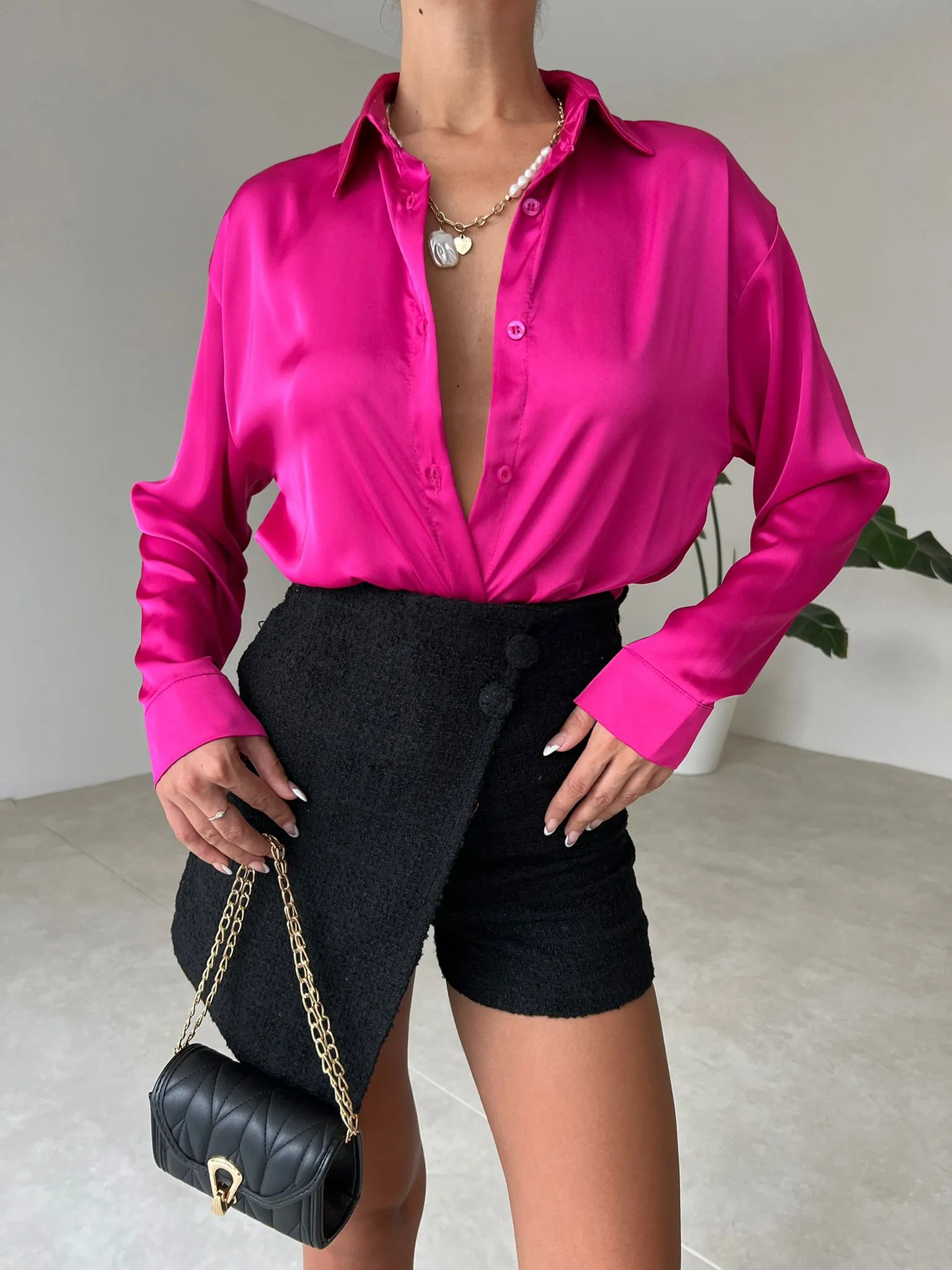 Relaxed fit satin shirt