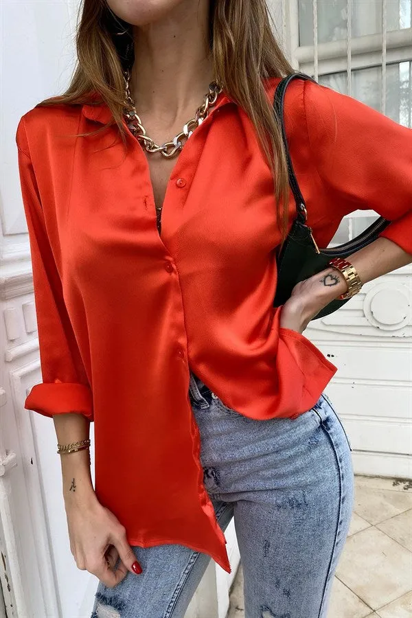 Relaxed fit satin shirt