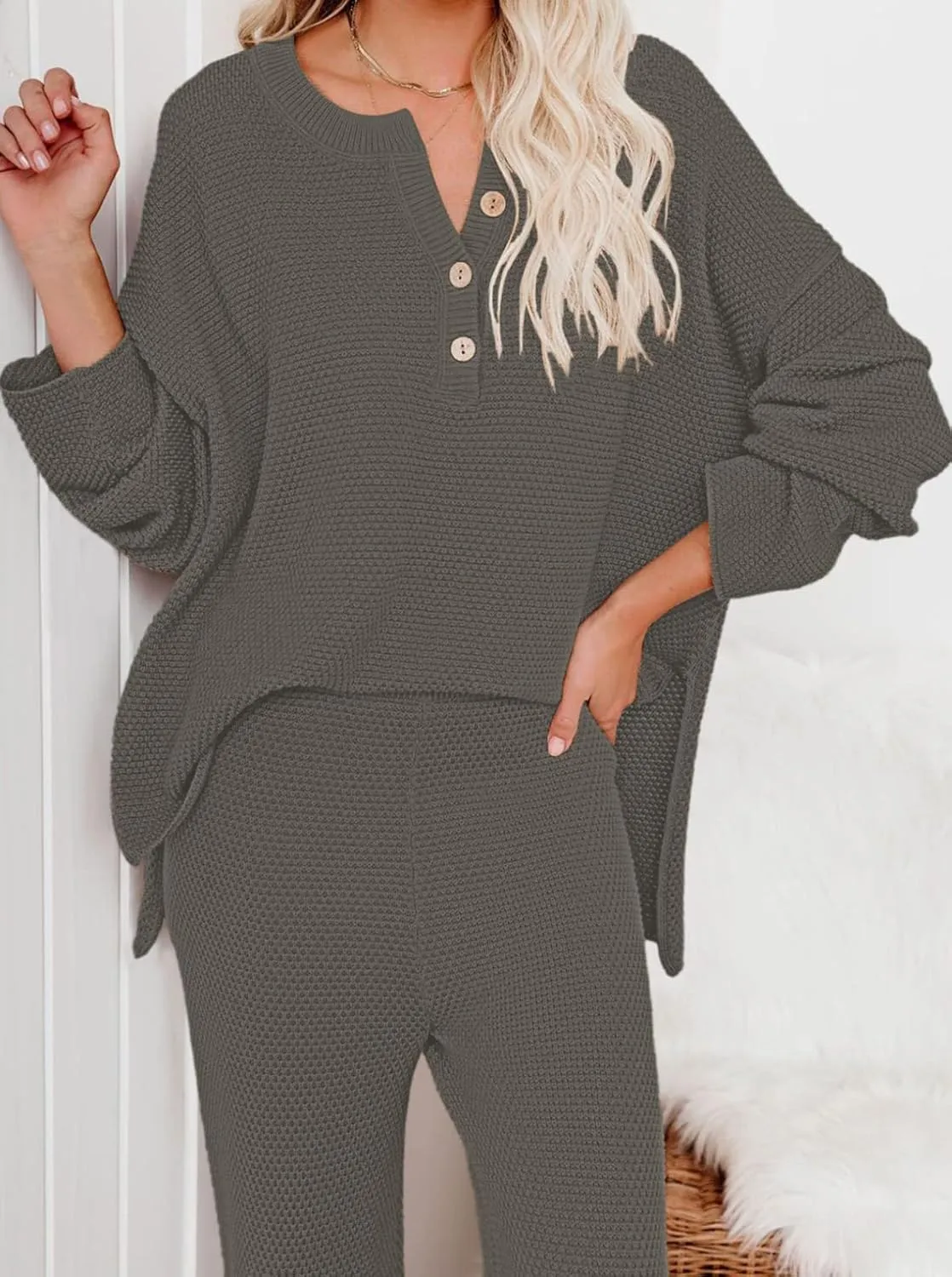 Viottiset Women's 2 Piece Outfits Sweatsuit Knit Long Sleeve Sweater Wide Leg Pants Loungewear